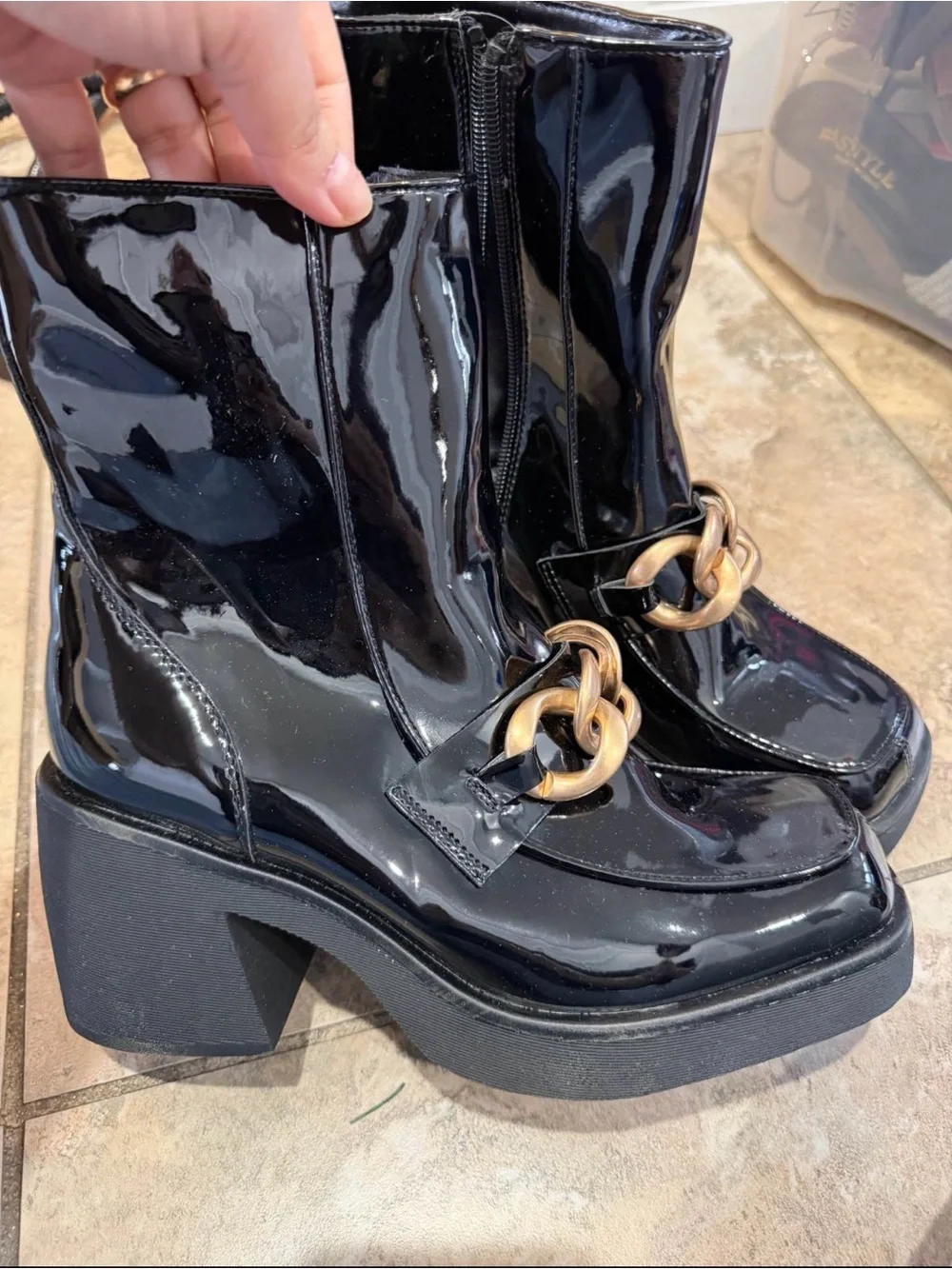 Steve Madden glossy black